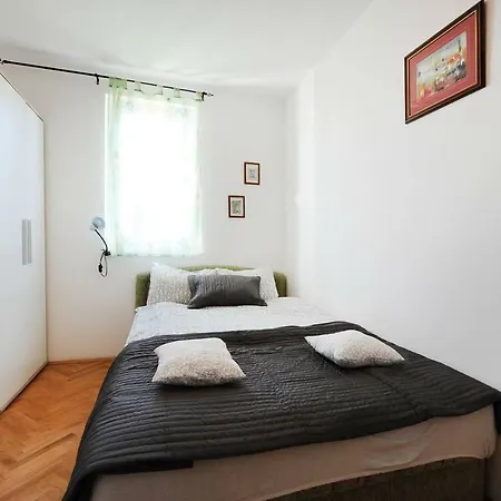 Olea Apartment